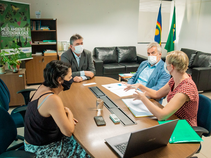 Reuniao-com-a-Embaixada-Alema-por-Pedro-Caldas.jpg